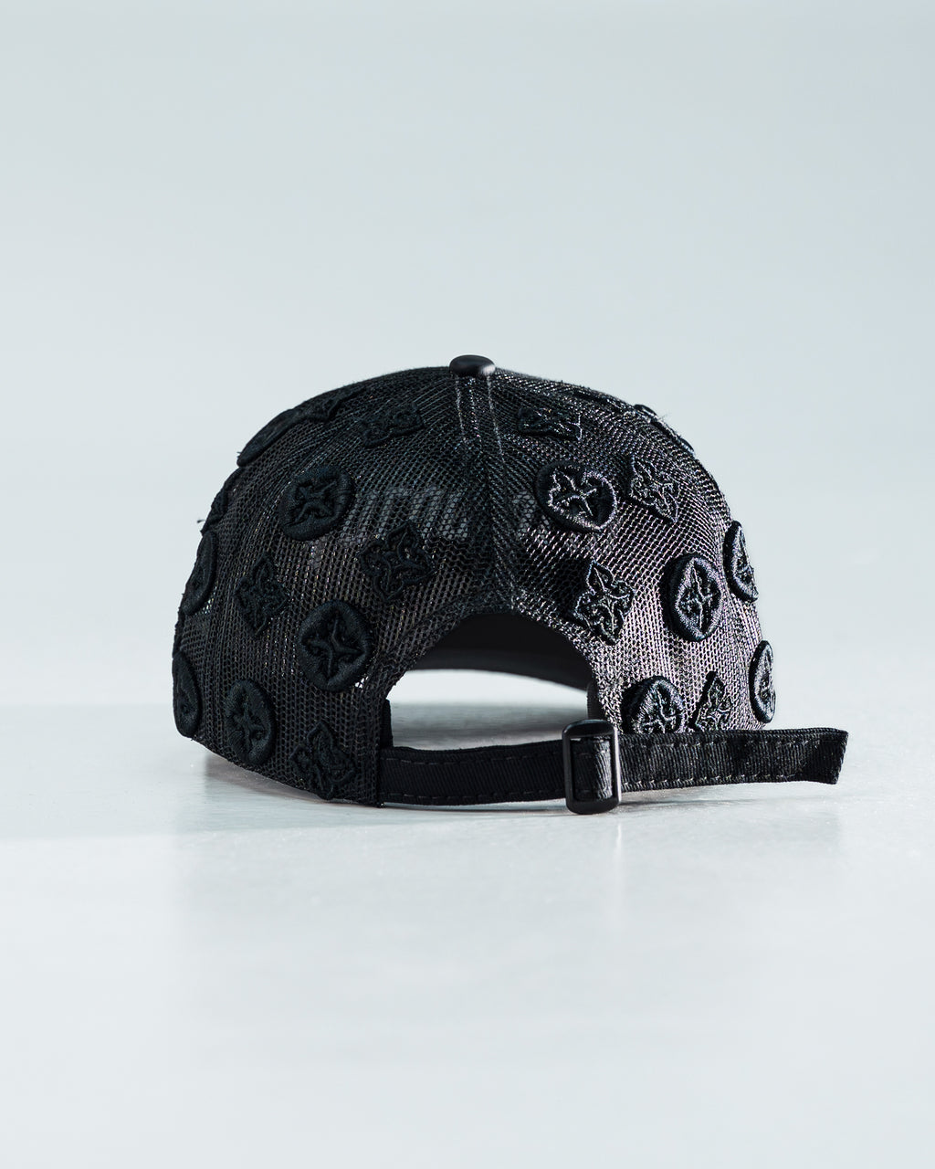 HAT MONOGRAM BLACK CROCE