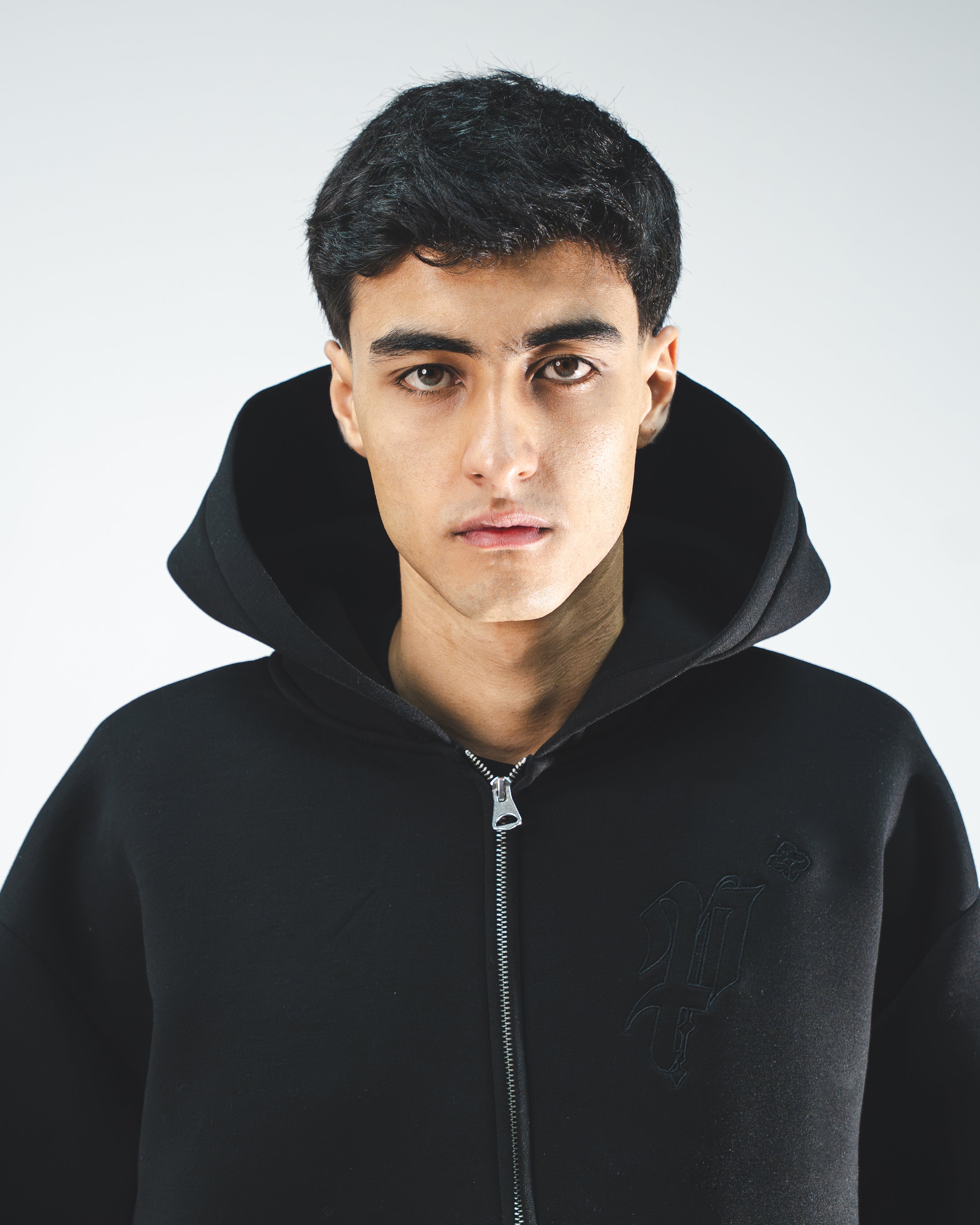 BASIC HOODIE PREMIUM BLACK